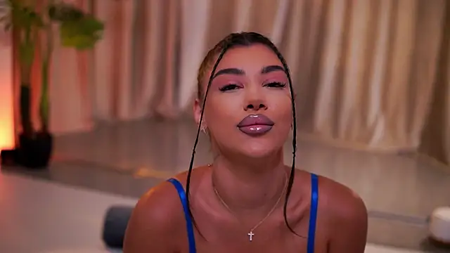 Snapshot of NatyDesiree chatting on 3, 8, 2026 NatyDesiree online show from 3, 8, 2026