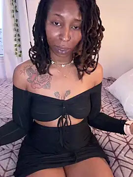 LeyaHoneybuns online show from 23, 2, 2025