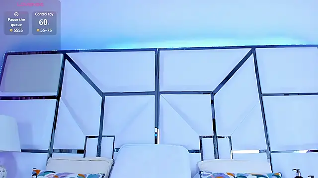 RileySweett online show from 7, 3, 2025