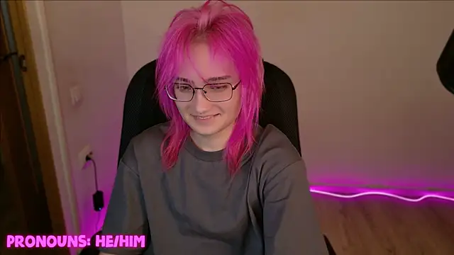 CuteYukiKun online show from 5, 1, 2025