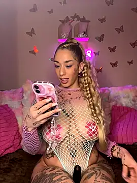 Chachou000 online show from 20, 9, 2025