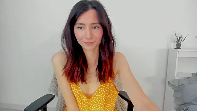 crystalnut online show from 9, 11, 2025