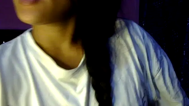 charming karishma online show from 23, 11, 2025