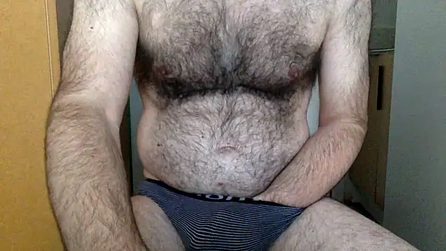 Snapshot of spanishairy chatting on 8, 12, 2024 spanishairy online show from 8, 12, 2024