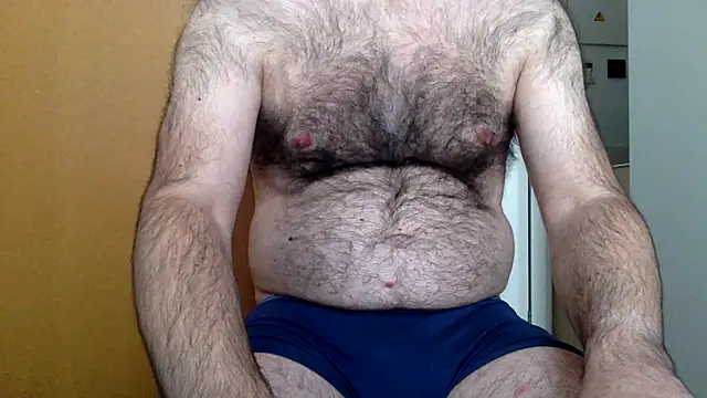 Snapshot of spanishairy chatting on 8, 12, 2024 spanishairy online show from 8, 12, 2024