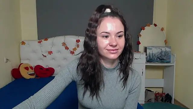 KaraCriegs online show from 15, 11, 2025