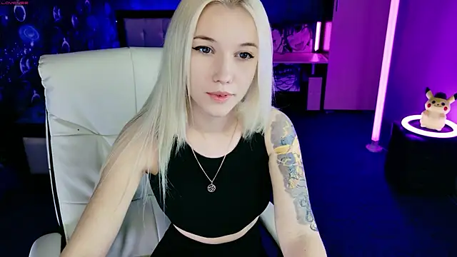 ShhhO O online show from 2, 10, 2025