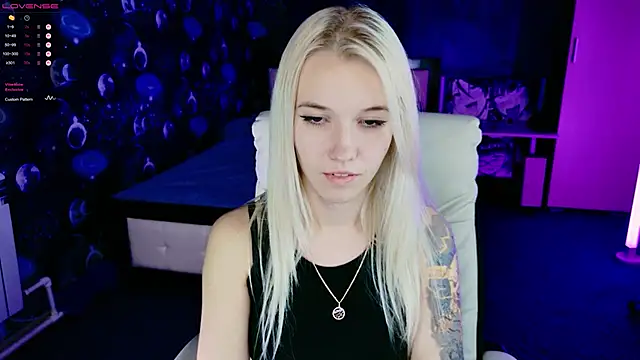 ShhhO O online show from 14, 10, 2025