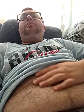 Javier bear online show from 25, 3, 2026