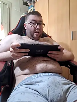 Javier bear online show from 13, 4, 2026