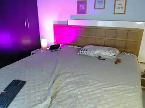 ShanonLe online show from 21, 3, 2025