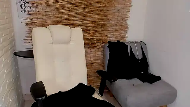 Snapshot of _oliviawilde_1 chatting on 3, 2, 2025  oliviawilde 1 online show from 3, 2, 2025