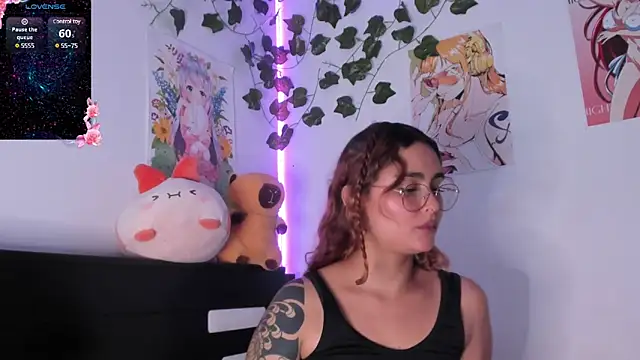 Snapshot of Violette-Ramirez01 chatting on 14, 1, 2025 Violette-Ramirez01 online show from 14, 1, 2025