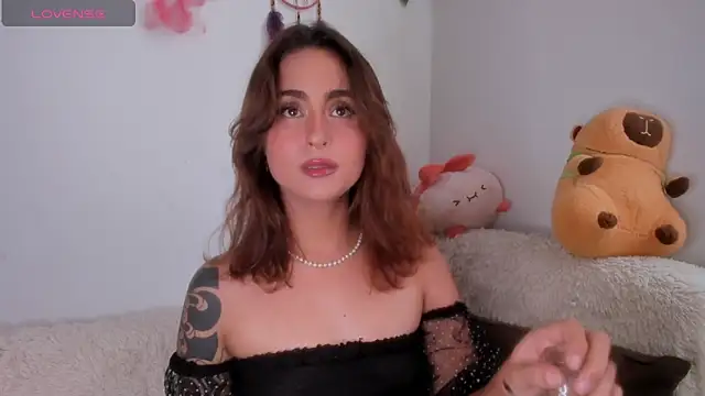 Violette-Ramirez01 online show from 16, 11, 2025