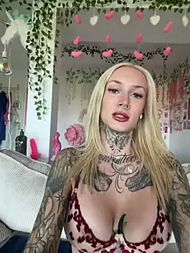 Snapshot of Stella-Kink chatting on 22, 7, 2026 Stella-Kink online show from 22, 7, 2026