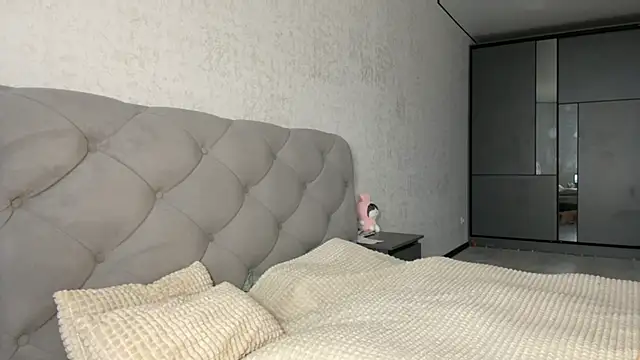 GracefulCharm online show from 23, 1, 2025