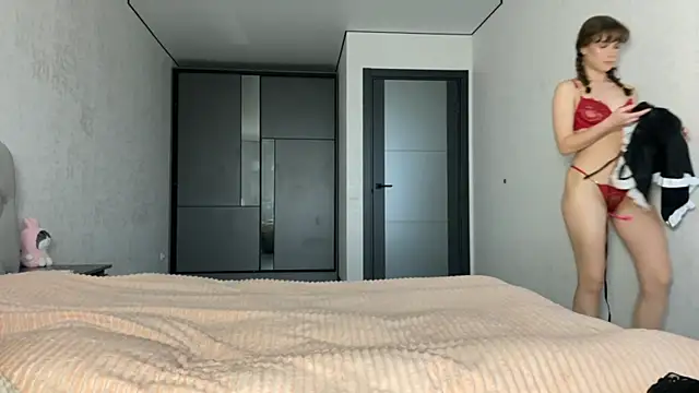 GracefulCharm online show from 7, 2, 2025