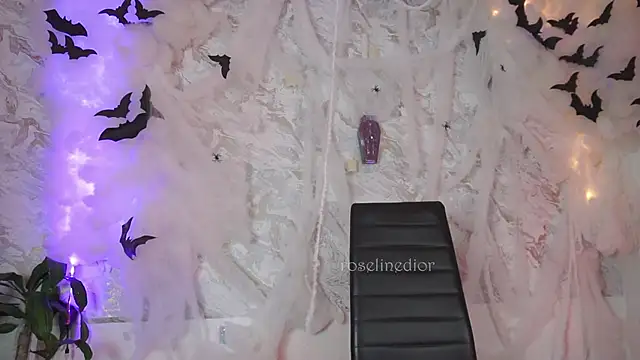 roselinedior online show from 15, 10, 2025