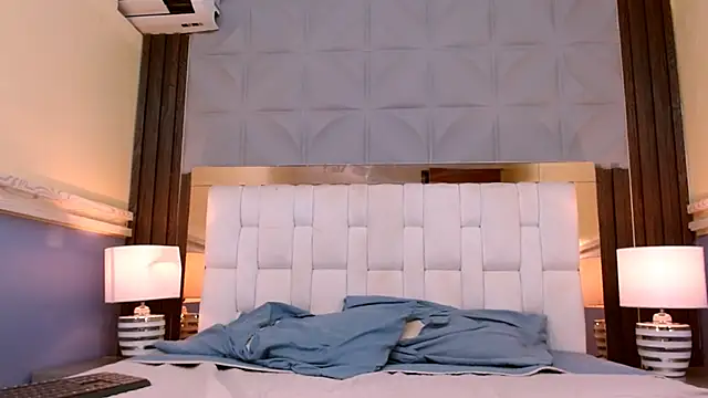 Snapshot of VeronicaRobles chatting on 18, 3, 2025 VeronicaRobles online show from 18, 3, 2025