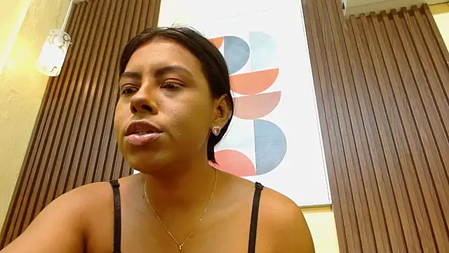 Snapshot of VeronicaRobles chatting on 31, 10, 2025 VeronicaRobles online show from 31, 10, 2025