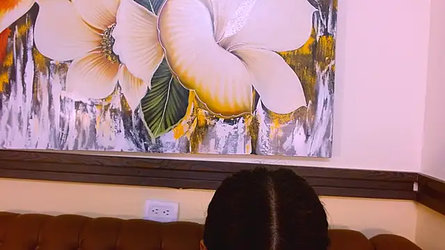 Snapshot of VeronicaRobles chatting on 7, 11, 2025 VeronicaRobles online show from 7, 11, 2025