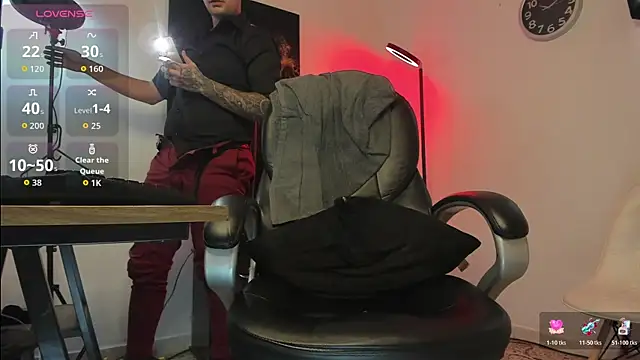 Nicolas Fellener online show from 7, 11, 2025