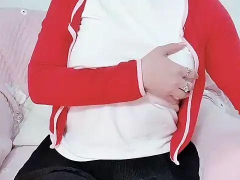 Snapshot of Bella_Babi chatting on 6, 2, 2025 Bella Babi online show from 6, 2, 2025