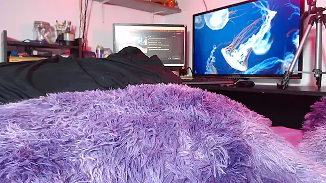 SatansWife online show from 8, 2, 2025