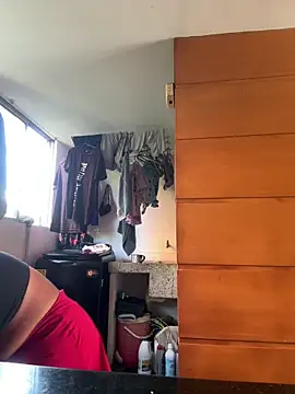 emmyjhonson07 online show from 17, 12, 2025