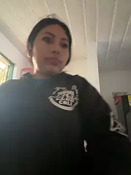 emmyjhonson07 online show from 2, 2, 2026