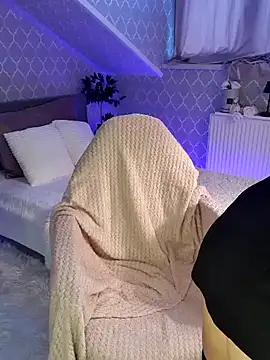 Snapshot of GjuliaX chatting on 25, 2, 2025 GjuliaX online show from 25, 2, 2025