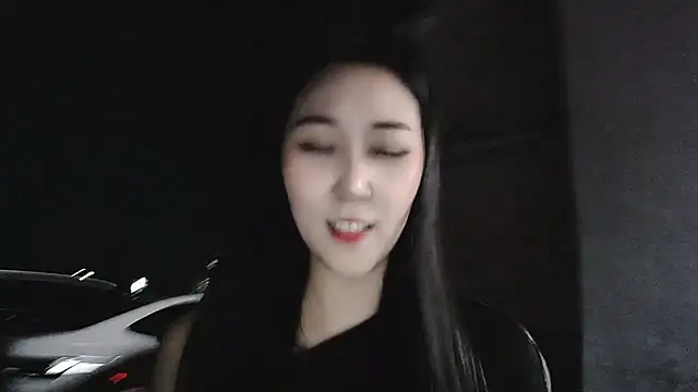 Snapshot of Fannywell chatting on 25, 4, 2026 Fannywell online show from 25, 4, 2026