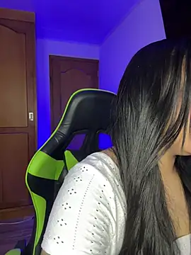 leila 22 online show from 6, 2, 2026