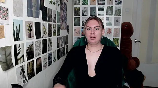 CapriScorpion online show from 19, 9, 2025