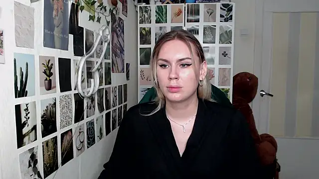 CapriScorpion online show from 4, 10, 2025