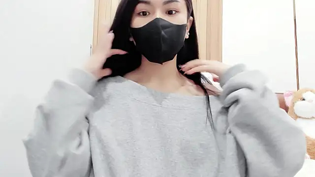 Lita-Julia online show from 2, 3, 2025