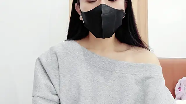 Lita-Julia online show from 15, 3, 2025