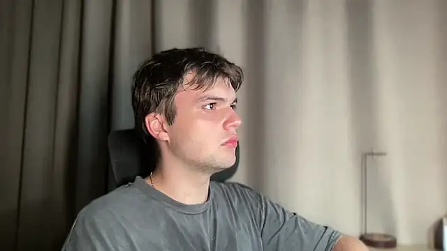 Snapshot of superfluboy_ chatting on 16, 9, 2025 superfluboy online show from 16, 9, 2025