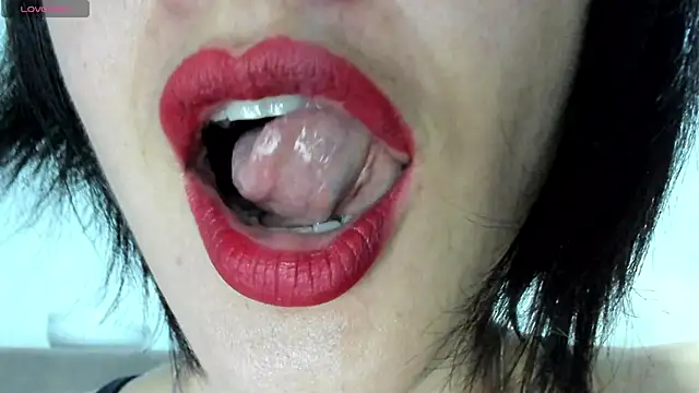 queen fetish online show from 10, 2, 2025