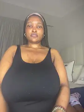 Bustygoddess32 online show from 7, 10, 2025