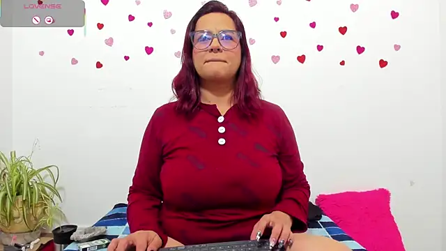 hazel 34 online show from 14, 1, 2026