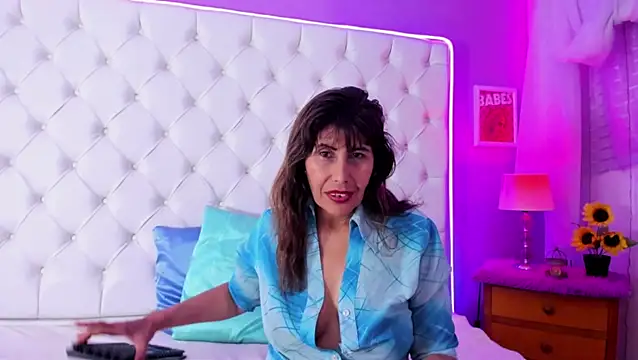 eva loreti online show from 17, 1, 2025