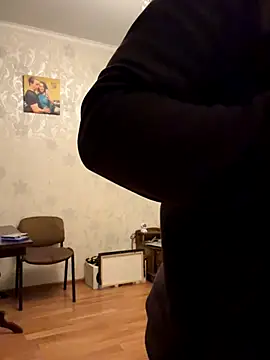 Snapshot of KristiDan chatting on 20, 11, 2025 KristiDan online show from 20, 11, 2025