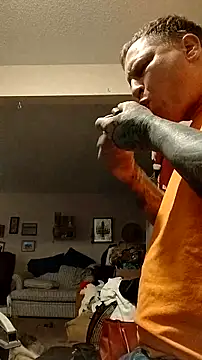 fukurbutt online show from 5, 2, 2026