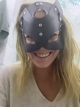 Snapshot of LadyScarlett-xk chatting on 31, 12, 2024 LadyScarlett-xk online show from 31, 12, 2024