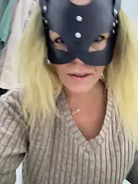 Snapshot of LadyScarlett-xk chatting on 10, 1, 2025 LadyScarlett-xk online show from 10, 1, 2025