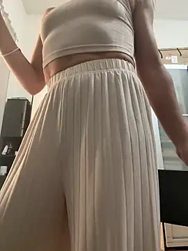 Snapshot of LadyScarlett-xk chatting on 18, 3, 2025 LadyScarlett-xk online show from 18, 3, 2025