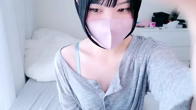 Snapshot of _HIKARU_ chatting on 17, 3, 2025 HIKARU online show from 17, 3, 2025
