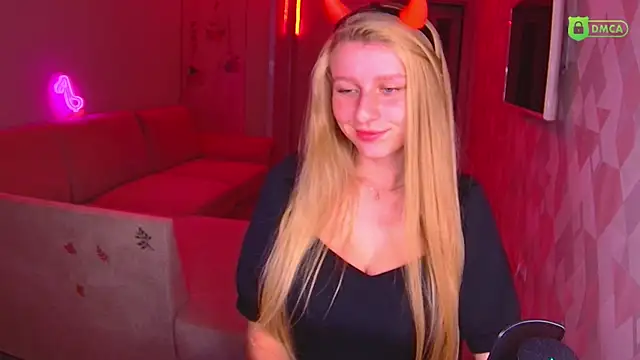 AmaliaQueen online show from 30, 10, 2025