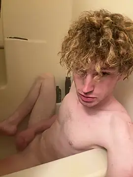 CreamyAustin online show from 7, 4, 2026